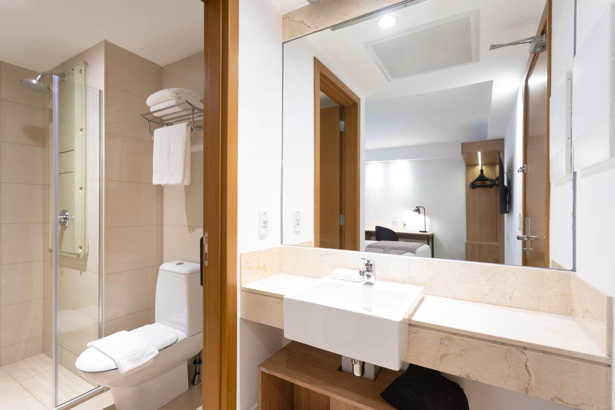 Tryp By Wyndham Brasilia Nacoes Otel Dış mekan fotoğraf
